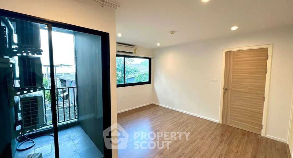 For sale 3 bedrooms condo in Bang Na, Bangkok