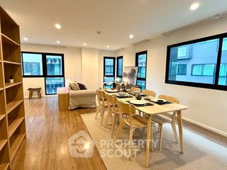 For sale 3 ベッドルーム condo in Bang Na, Bangkok