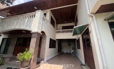 For sale 4 bedrooms house in Suan Luang, Bangkok