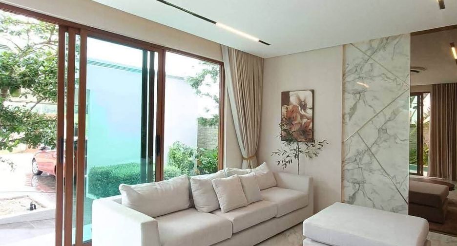 Villa en venta de 5 habitaciones en Bang Lamung, Chonburi