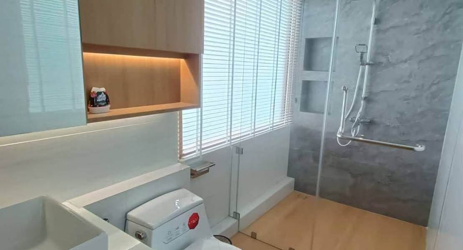 Villa en venta de 5 habitaciones en Bang Lamung, Chonburi