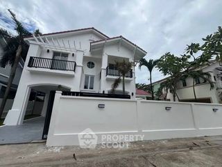 出售 4 卧室 独立屋 在 Bang Lamung, Chon Buri