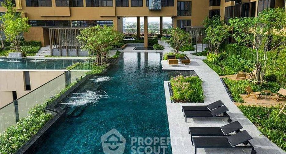 For sale 1 bed condo in Khlong Toei, Bangkok