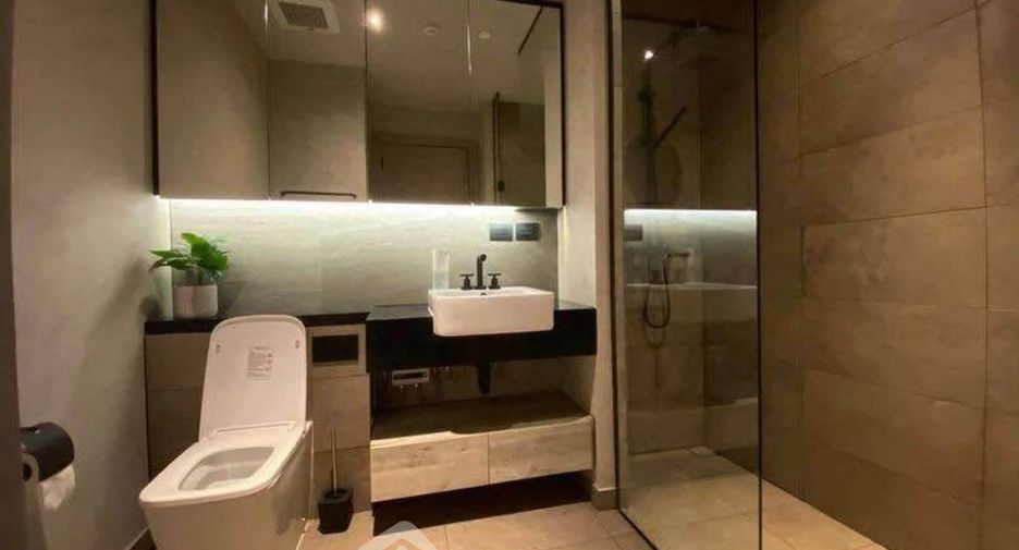 Wohnung zur Miete und zum Kauf mit 2 Zimmer in Watthana, Bangkok