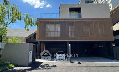 For rent and for sale 5 bedrooms house in Rat Burana, Bangkok
