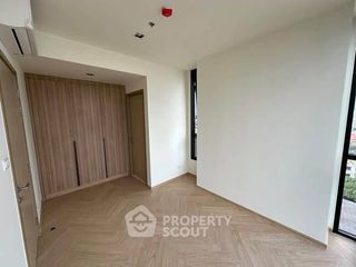 Продажа 2 спальни кондо в Тхон Бури, Бангкок
