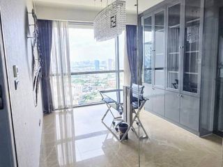 For sale 3 bedrooms condo in Yan Nawa, Bangkok