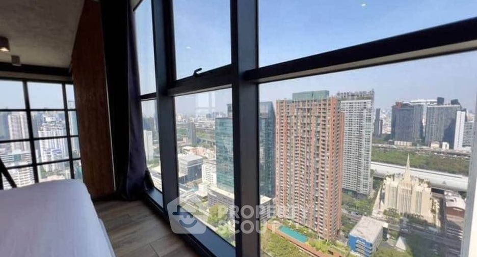 For sale 2 bedrooms condo in Watthana, Bangkok