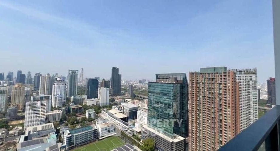 For sale 2 bedrooms condo in Watthana, Bangkok