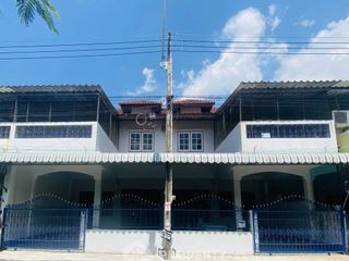 出售 6 卧室 联排别墅 在 Mueang Chon Buri, Chon Buri