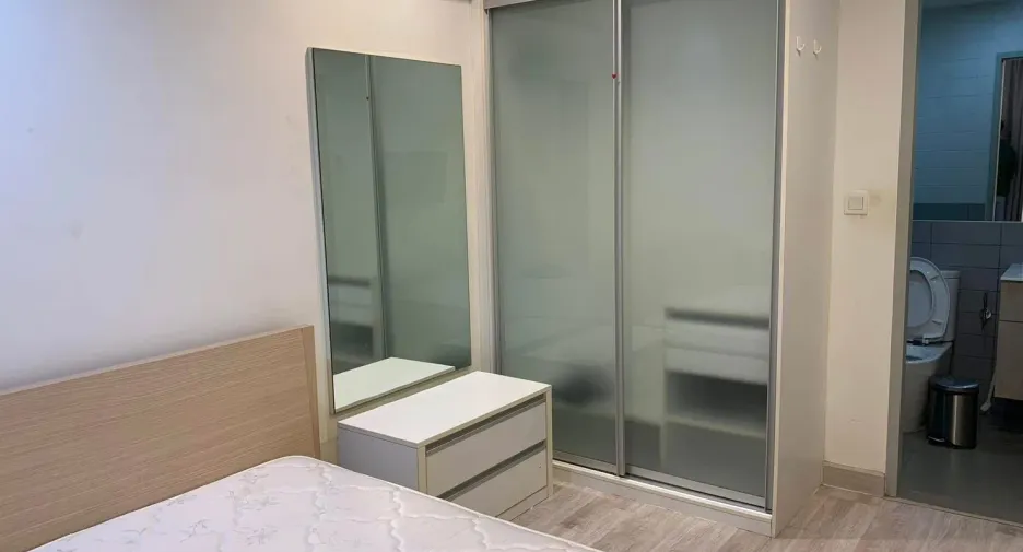 Condo en alquiler de 1 habitaciones en Huai Khwang, Bangkok
