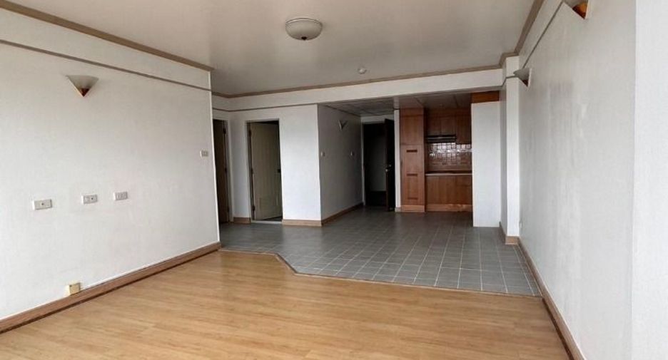 Продажа 2 спальни кондо в Пхра Кханонг, Бангкок