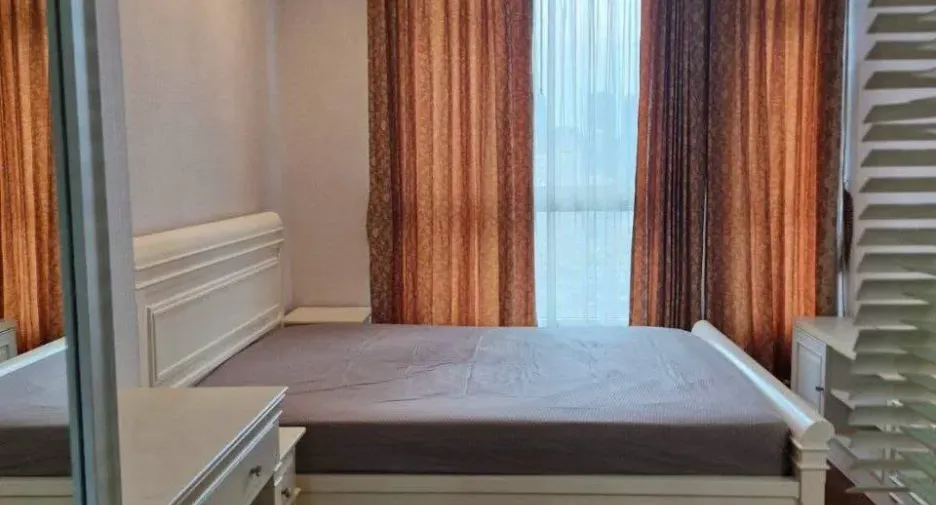 Продажа 1 кровать кондо в Сатхон, Бангкок