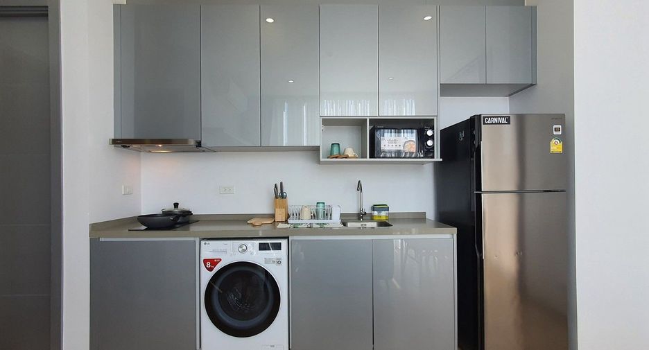 For rent 2 bedrooms condo in Chatuchak, Bangkok