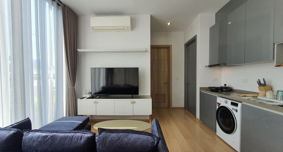 For rent 2 bedrooms condo in Chatuchak, Bangkok