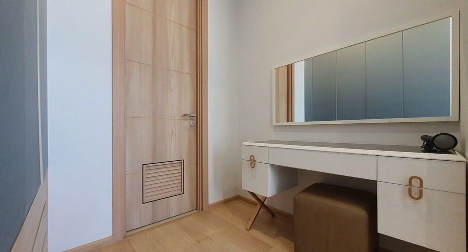 For rent 2 bedrooms condo in Chatuchak, Bangkok
