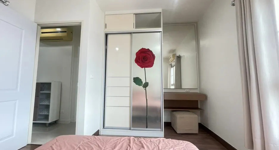 Condo en alquiler de 1 habitaciones en Khlong San, Bangkok