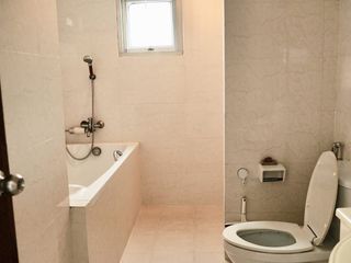 Condo en venta de 1 habitaciones en Wang Thonglang, Bangkok