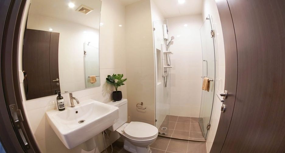 For sale and for rent 2 bedrooms condo in Watthana, Bangkok
