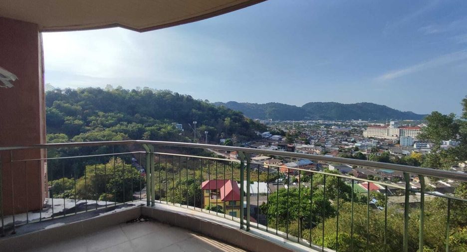 For sale 3 bedrooms condo in Mueang Phuket, Phuket