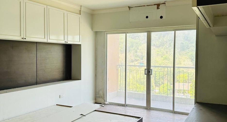 For sale 3 bedrooms condo in Mueang Phuket, Phuket