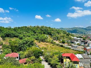 For sale 3 bedrooms condo in Mueang Phuket, Phuket