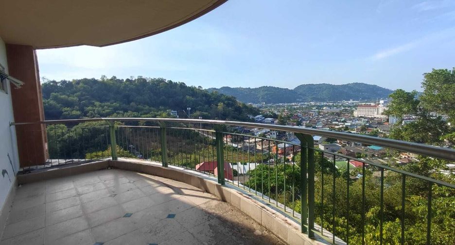 For sale 3 bedrooms condo in Mueang Phuket, Phuket