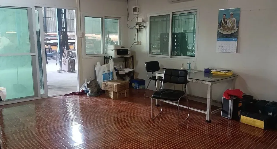 出售 公寓 独立屋 在 Phra Pradaeng, Samut Prakan