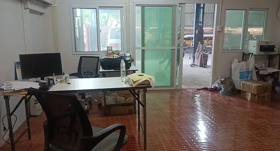 出售 公寓 独立屋 在 Phra Pradaeng, Samut Prakan