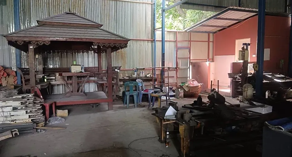 出售 公寓 独立屋 在 Phra Pradaeng, Samut Prakan