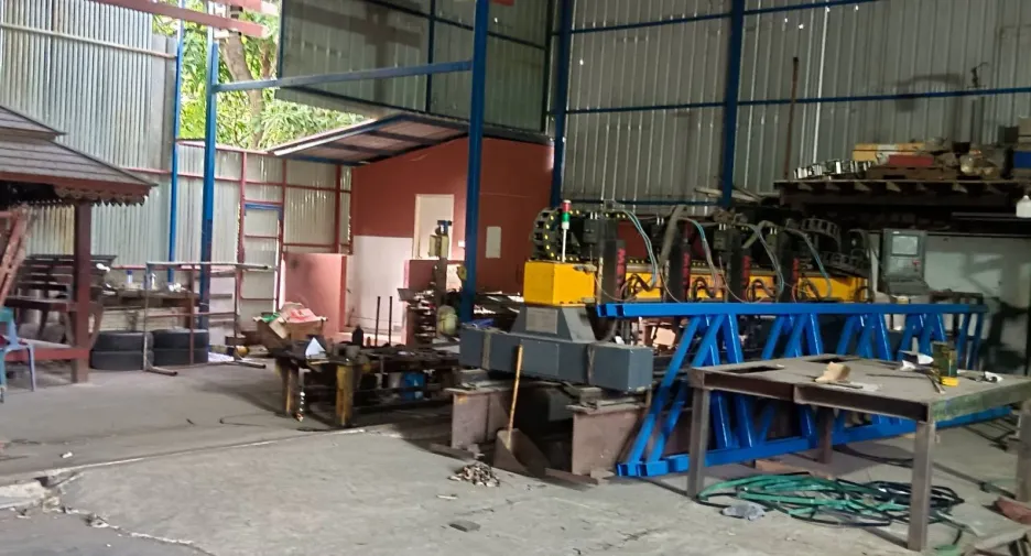 出售 公寓 独立屋 在 Phra Pradaeng, Samut Prakan