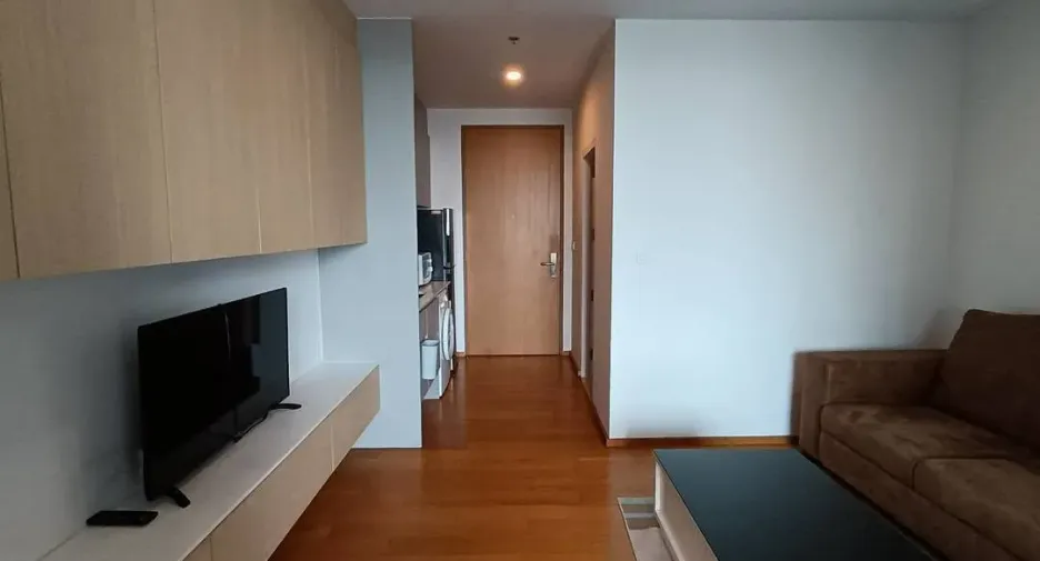 Продажа 1 кровать кондо в Сатхон, Бангкок