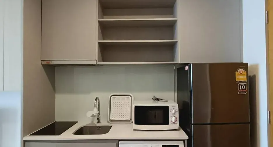 Продажа 1 кровать кондо в Сатхон, Бангкок