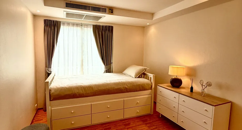For sale 3 bedrooms condo in Mueang Phuket, Phuket