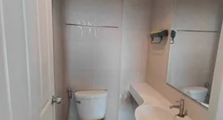 For sale 1 bed condo in Bang Na, Bangkok