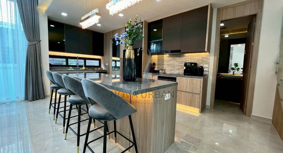 For sale 5 ベッドルーム house in Bang Lamung, Chonburi