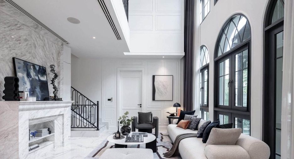 Haus zum Kauf und zur Miete mit 4 Zimmer in Watthana, Bangkok