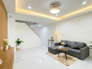 出售 4 卧室 联排别墅 在 Bang Khen, 曼谷