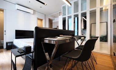 For rent studio condo in Khlong Toei, Bangkok