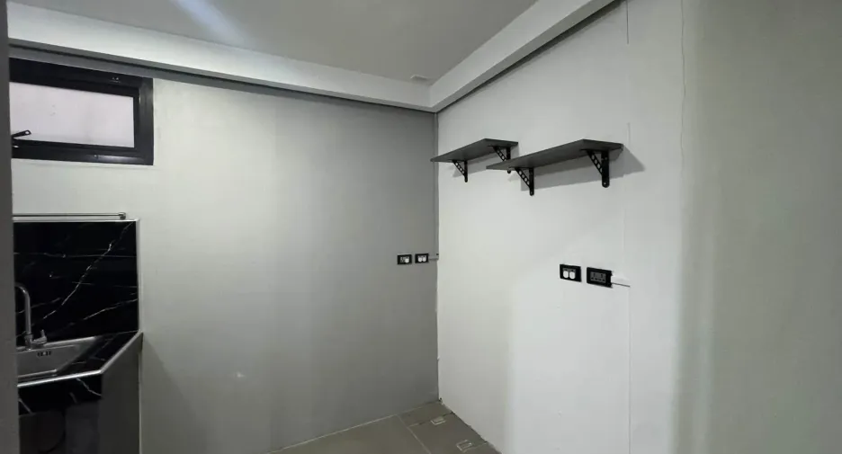 For rent 2 bedrooms townhouse in Bang Phli, Samut Prakan