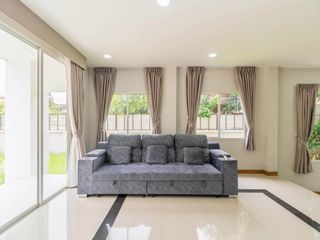 For rent 4 bedrooms house in Bang Khen, Bangkok