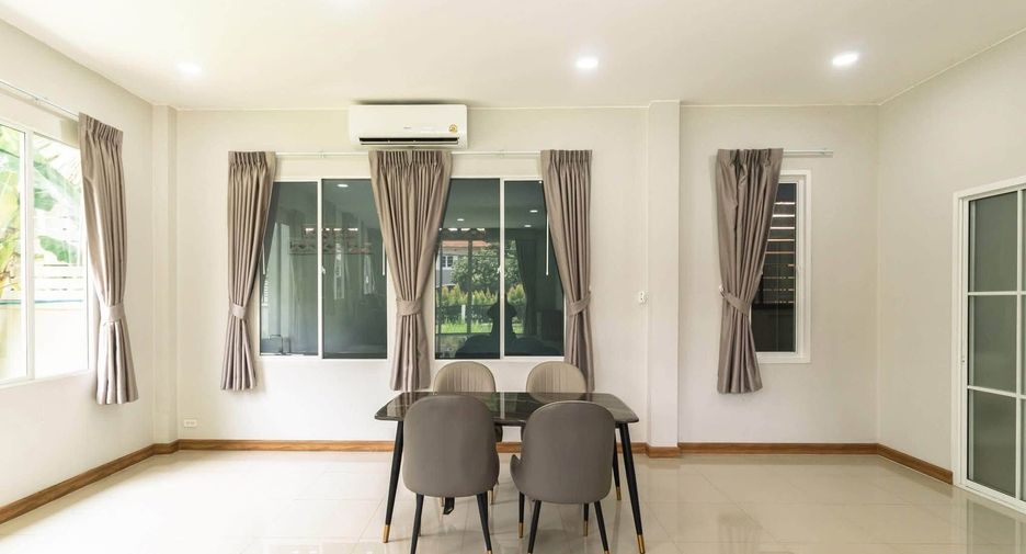 For rent 4 bedrooms house in Bang Khen, Bangkok