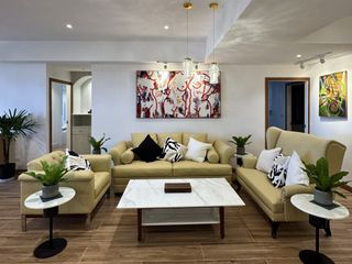 À vendre 4 chambres condo à Watthana, Bangkok
