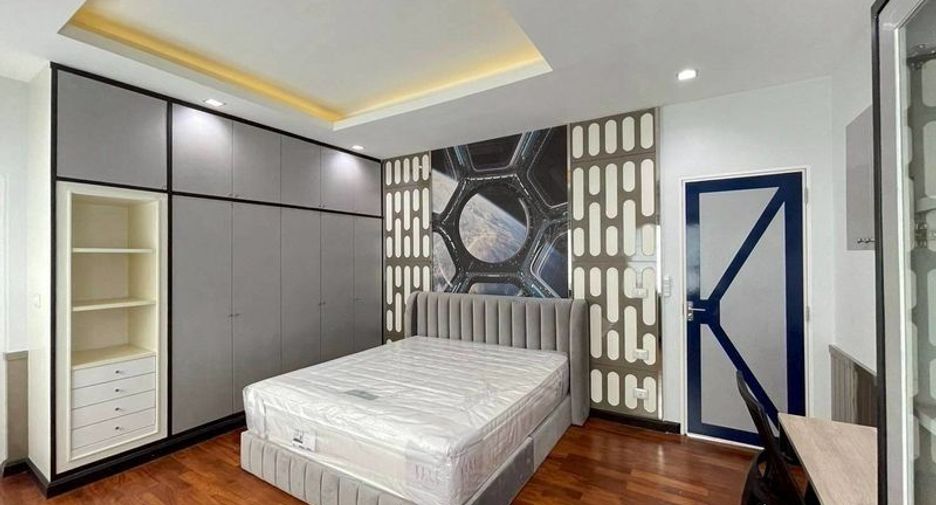 For sale and for rent 4 bedrooms house in Bang Phli, Samut Prakan