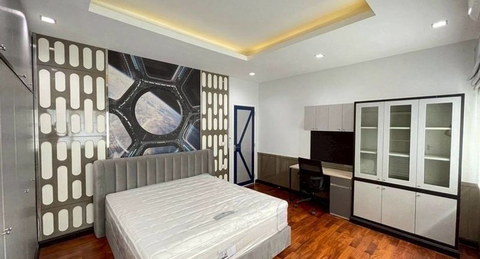 For sale and for rent 4 bedrooms house in Bang Phli, Samut Prakan