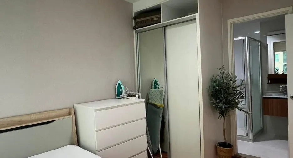 Wohnung zum Kauf mit 1 Zimmer in Yan Nawa, Bangkok