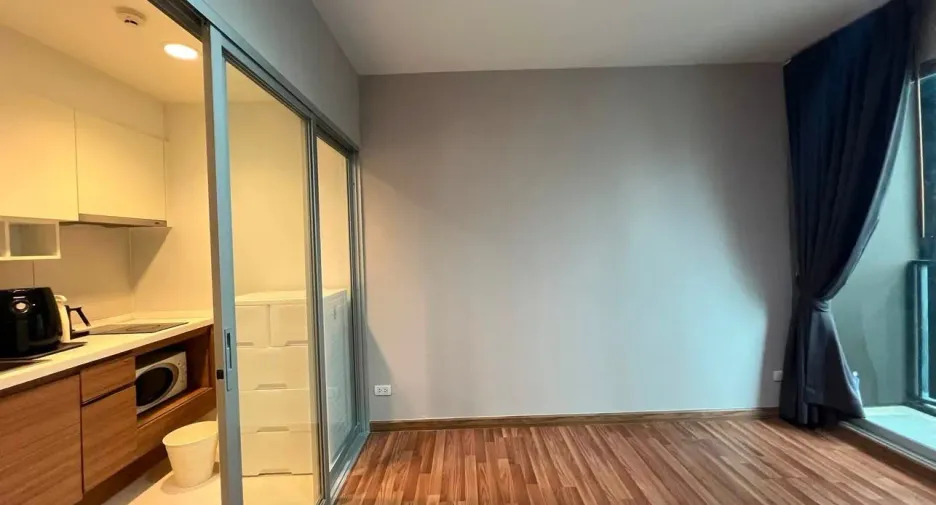 Wohnung zum Kauf mit 1 Zimmer in Yan Nawa, Bangkok