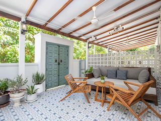 Haus zur Miete mit 4 Zimmer in Mueang Chiang Mai, Chiang Mai