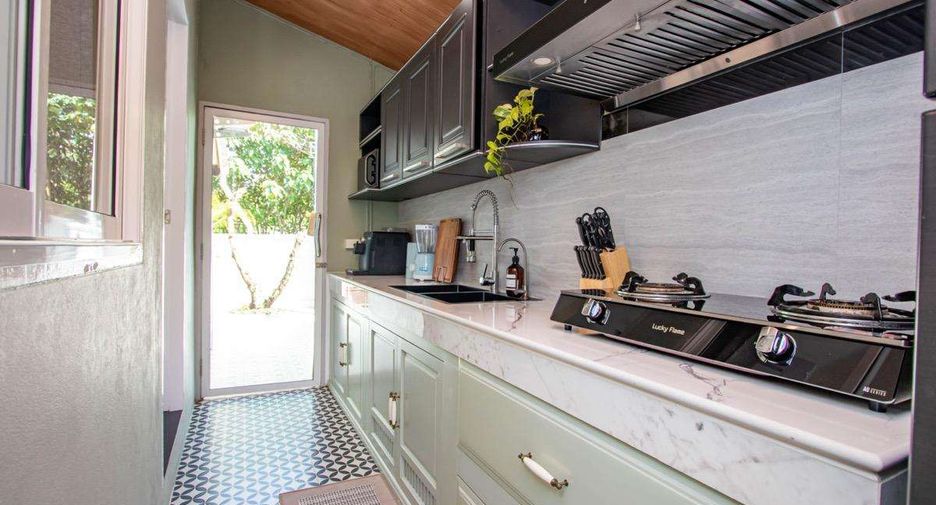 Haus zur Miete mit 4 Zimmer in Mueang Chiang Mai, Chiang Mai
