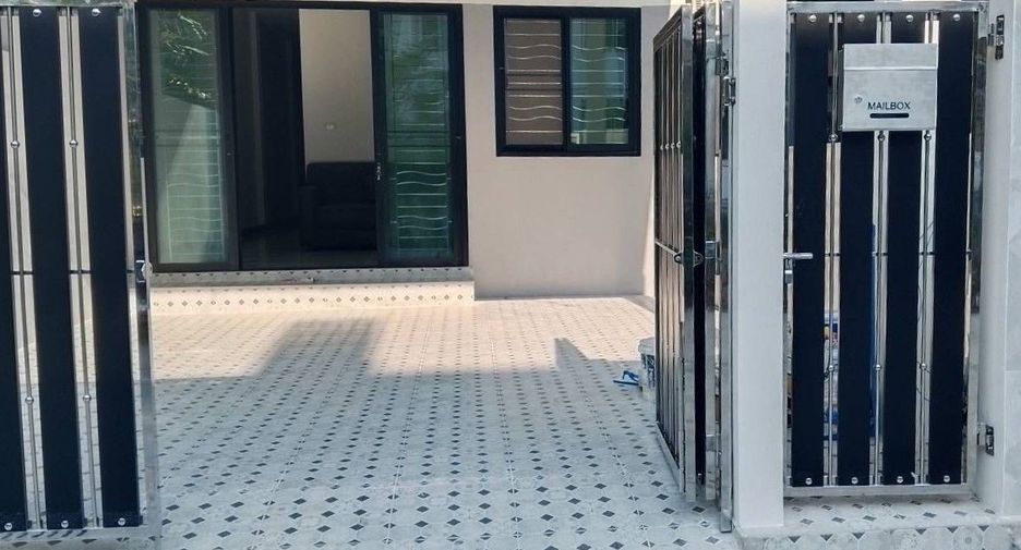 For rent 3 ベッドルーム townhouse in Hua Hin, Prachuap Khiri Khan